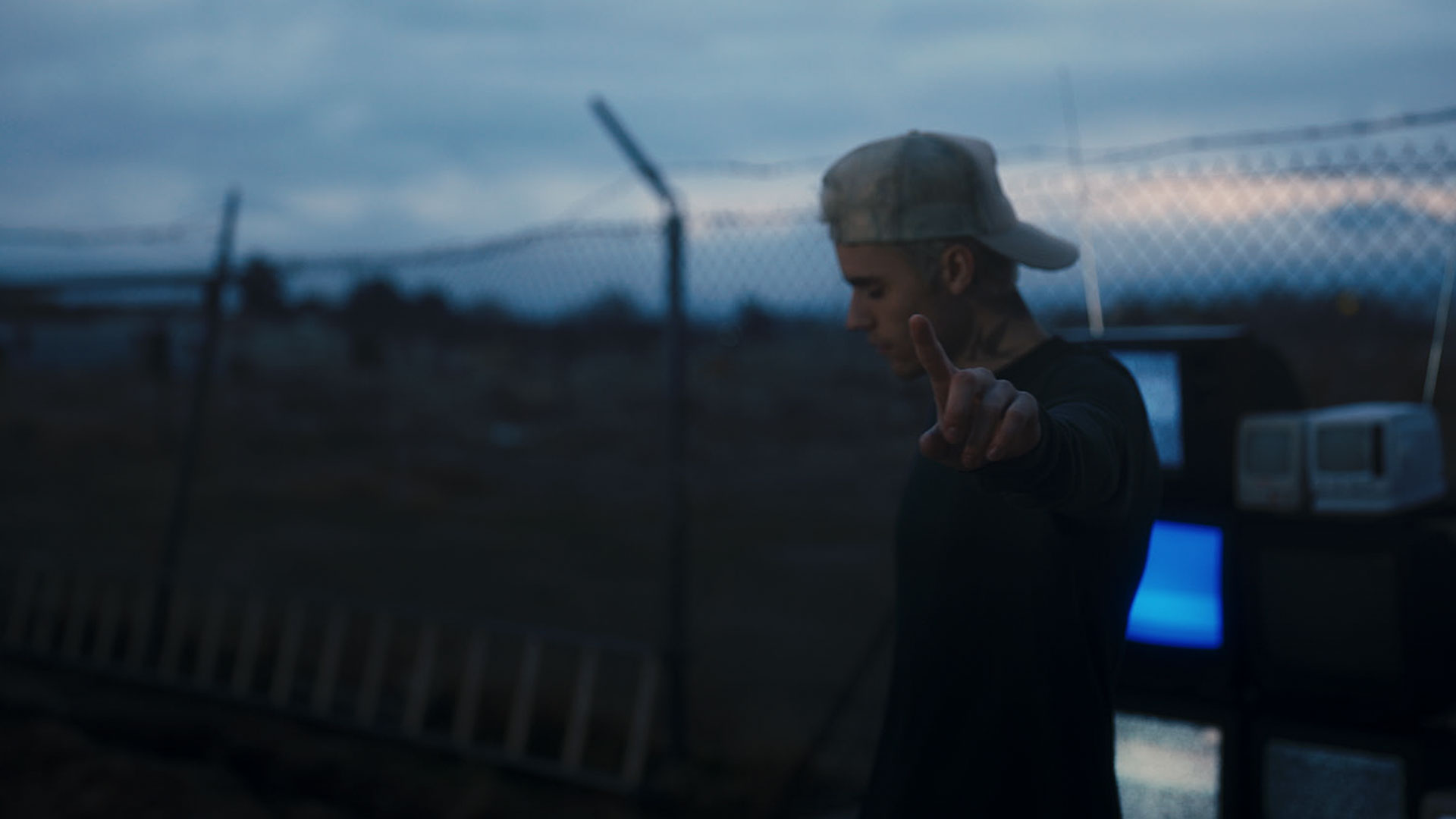 JUSTIN BIEBER: SEASONS